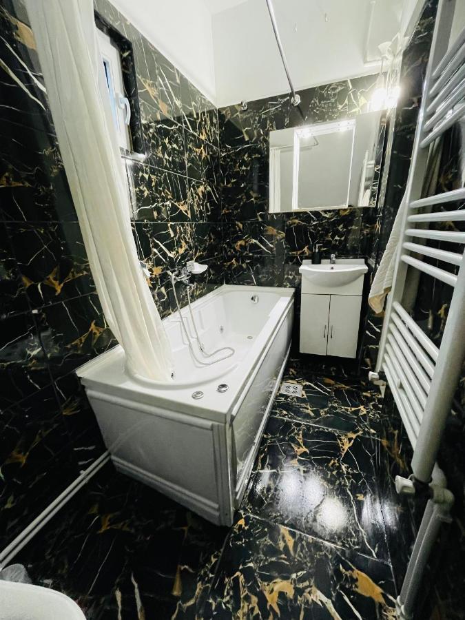 Vila Cris Apartments Năvodari Extérieur photo