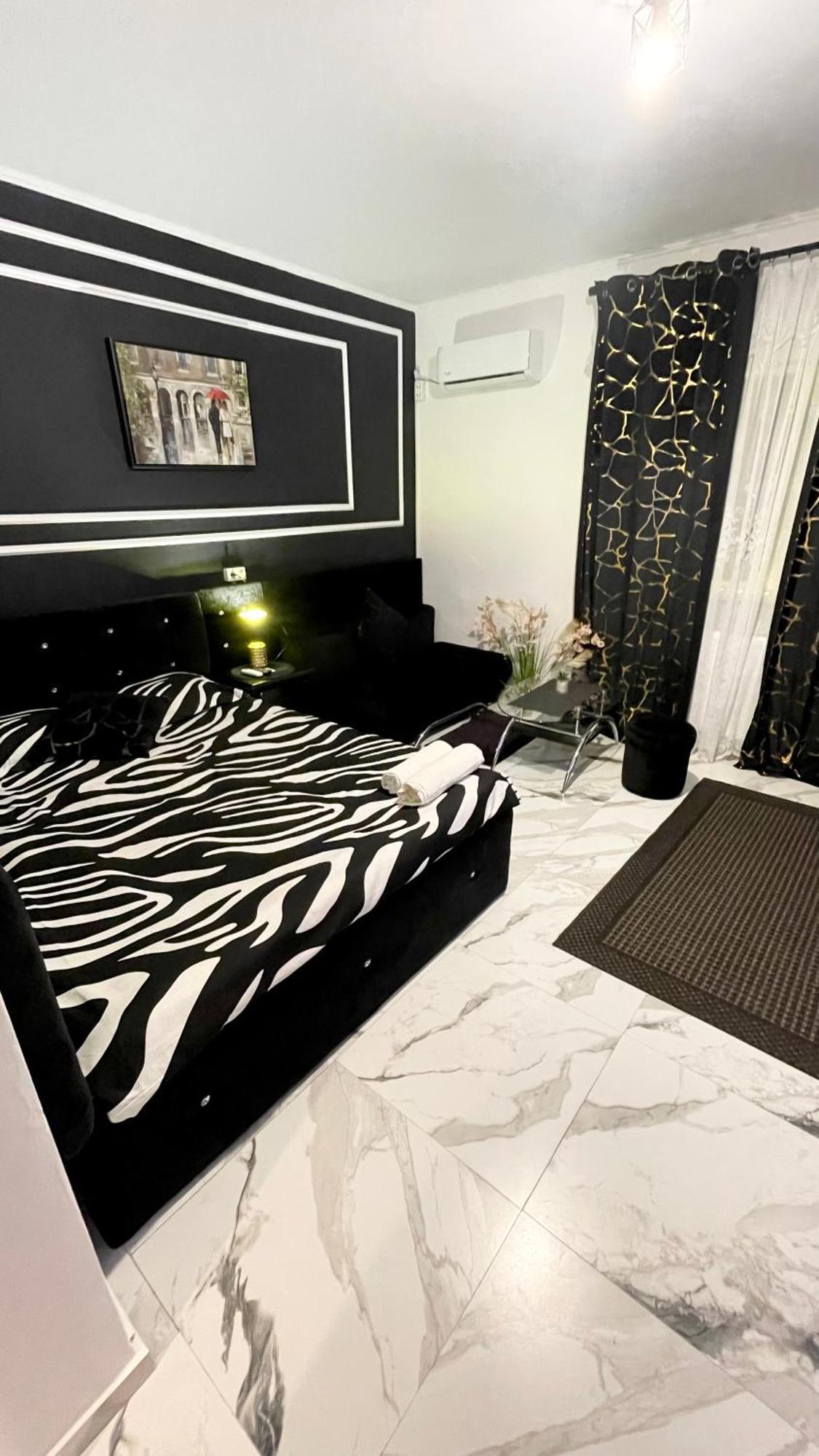 Vila Cris Apartments Năvodari Extérieur photo